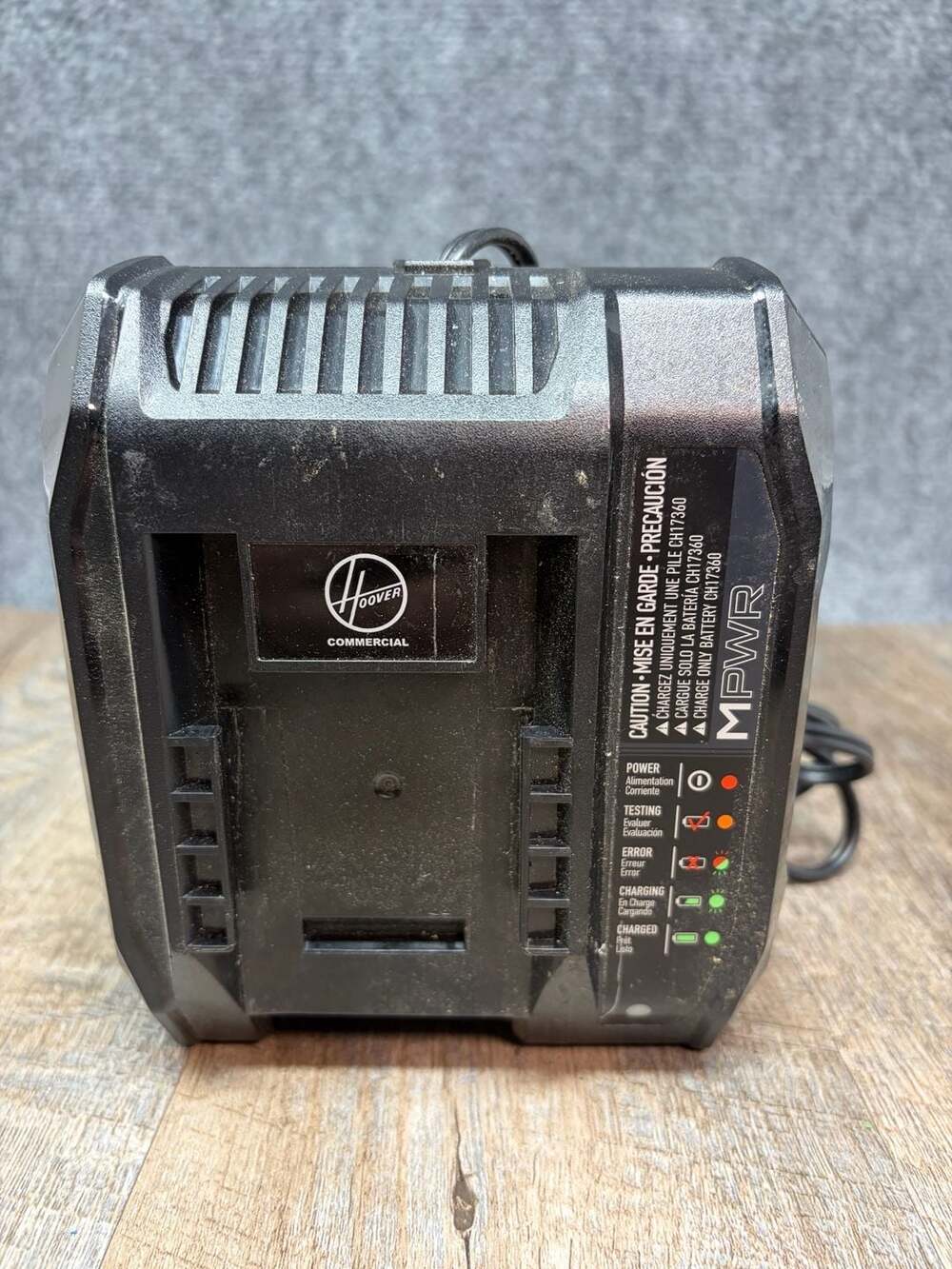 Genuine Hoover CH07150 40V MPWR Commercial Battery Charger –powers on No Battery